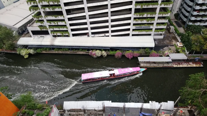 Charn Issara Pier in Bangkok - Ask AI | mindtrip