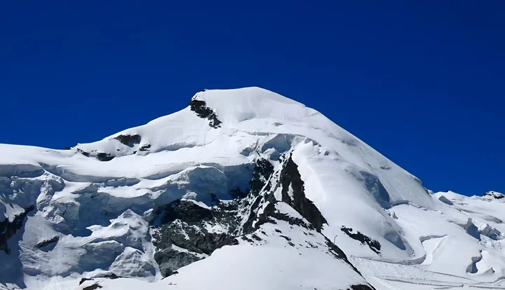 allalinhorn-in-saas-fee-valais-what-to-know-before-you-go