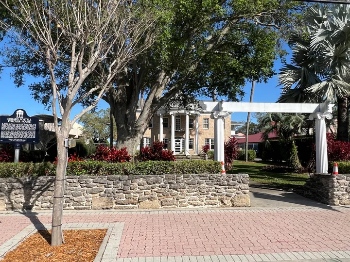 Porcher House in Cocoa, Florida | What to Know Before You Go