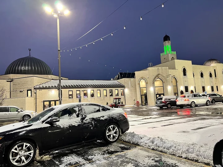 Mosque Foundation in Bridgeview, Illinois | Ask Anything