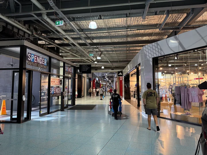 Spencer Outlet Centre in Melbourne - Ask AI | mindtrip