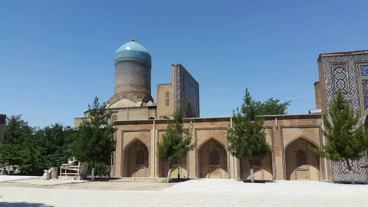 Khodja Akrar Madrasah in Samarkand - Ask AI | mindtrip