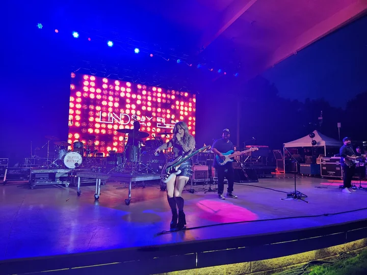 William A Floyd Amphitheater in Anderson - Ask AI | mindtrip