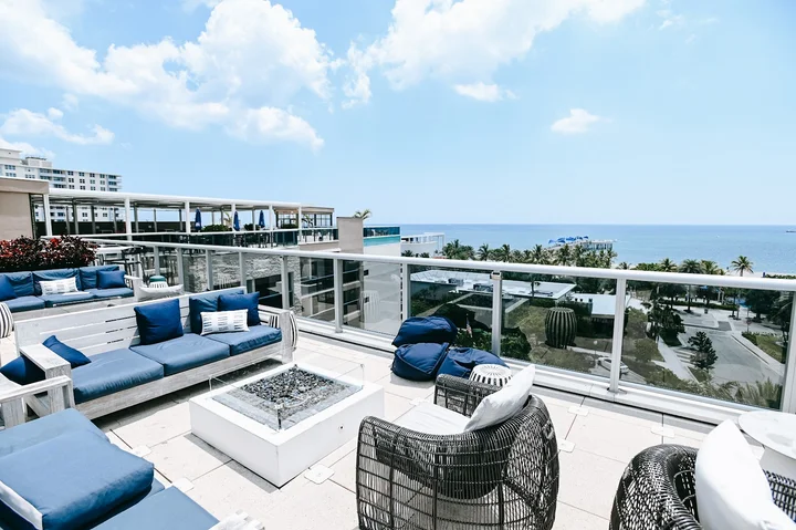 Pier 6 Rooftop in Pompano Beach, Florida - Ask AI | mindtrip