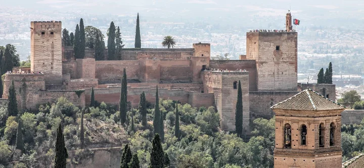 El Hanra Panoramik in Granada, Andalucia | Ask Anything