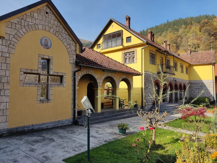 Rača Monastery in Mala Reka, Serbia | Ask Anything