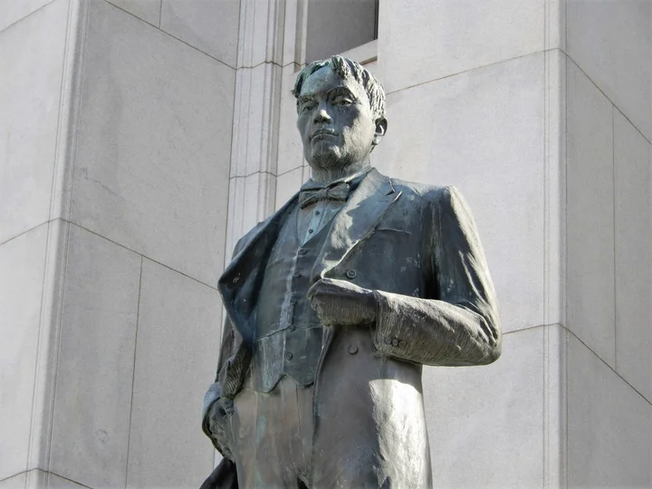 Statue of GODAI Tomoatsu | What to Know Before You Go