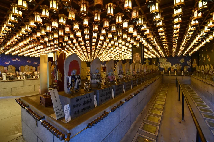 Henjo Cave in Hatsukaichi | What to Know Before You Go