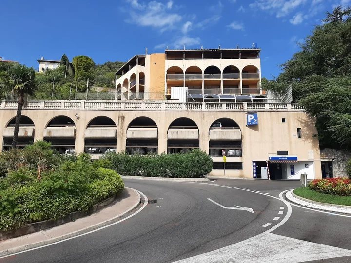 Parking Anthéa