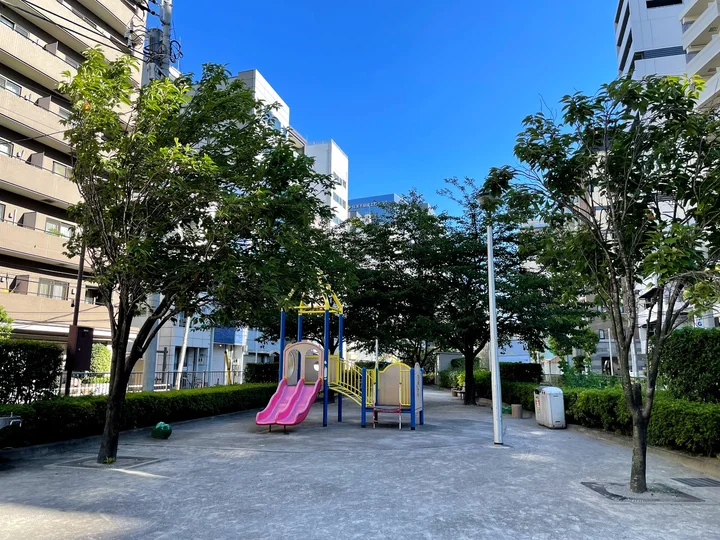 Kita-Ueno Children's Playground in Tokyo - Ask AI | mindtrip
