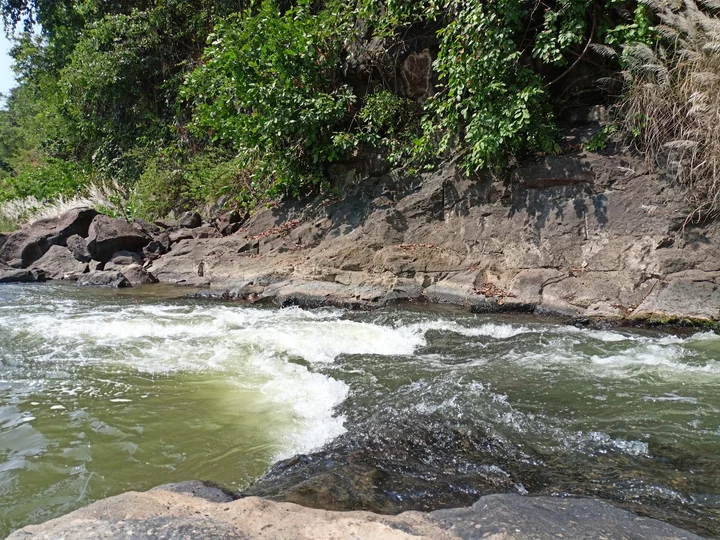 Parth Waterfall in Bagumara, Gujarat - Ask AI | mindtrip