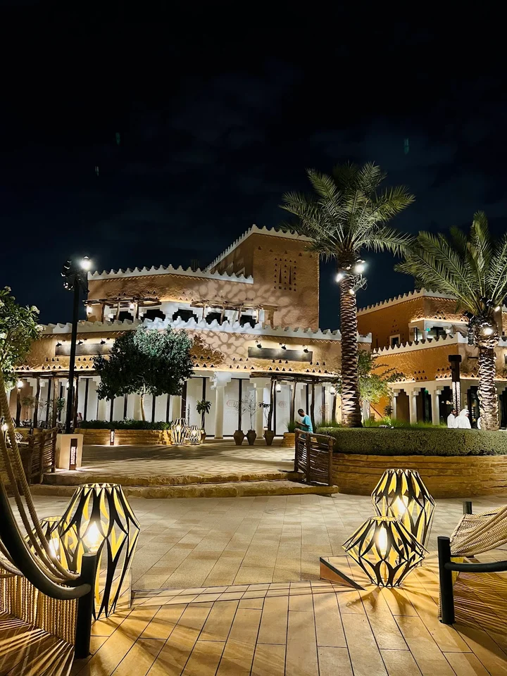 Bujairi Terrace in Riyadh - Ask AI | mindtrip