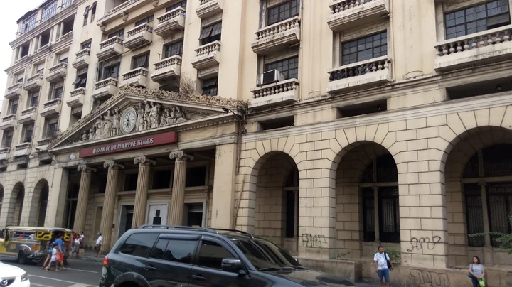 98B in Manila, Metro Manila | What to Know Before You Go