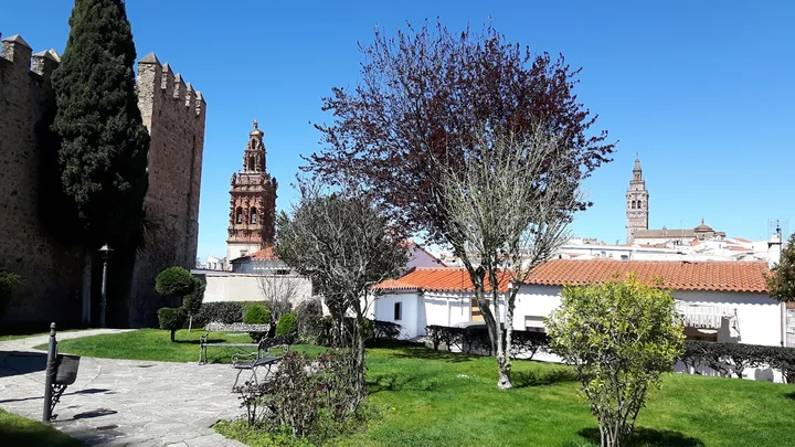 Morería Park | What to Know Before You Go