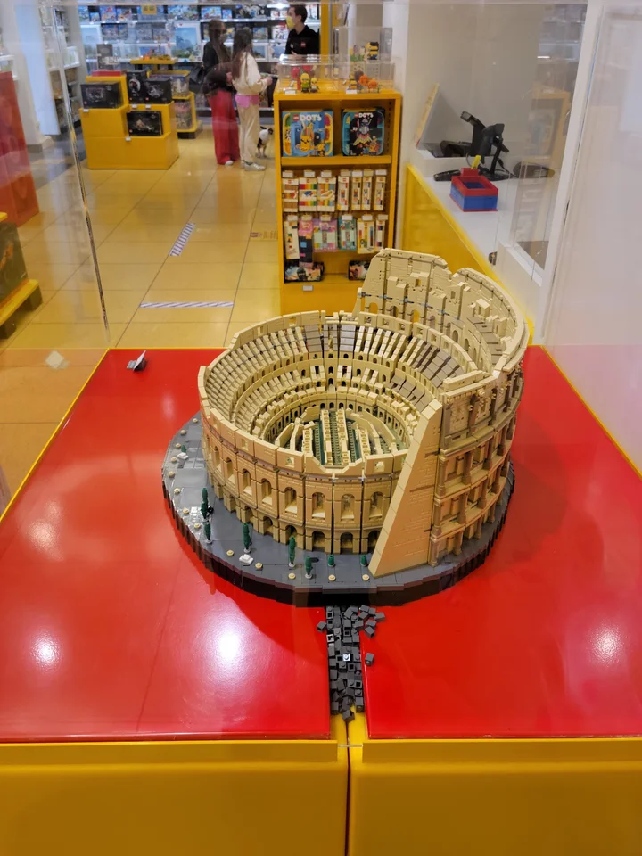 LEGO Certified Store Roma in Fiumicino, Lazio | Ask Anything