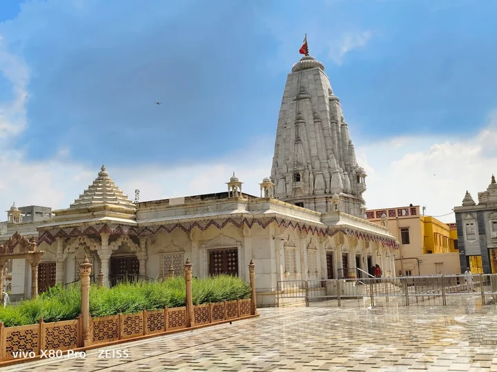 RANI SATI MATA MANDIR in Jhunjhunu, Rajasthan | Ask Anything