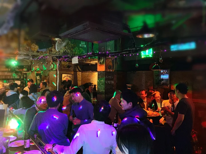 Bar Propaganda in Tokyo - Ask AI | mindtrip