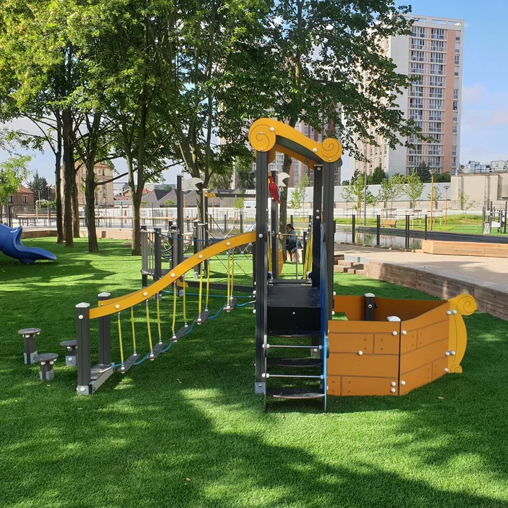 Parc Diderot in Pantin, Île-de-France | Ask Anything