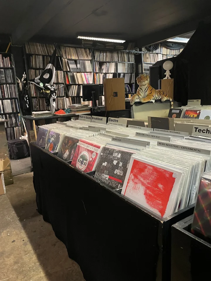 SpaceHall in Berlin | Ask Anything