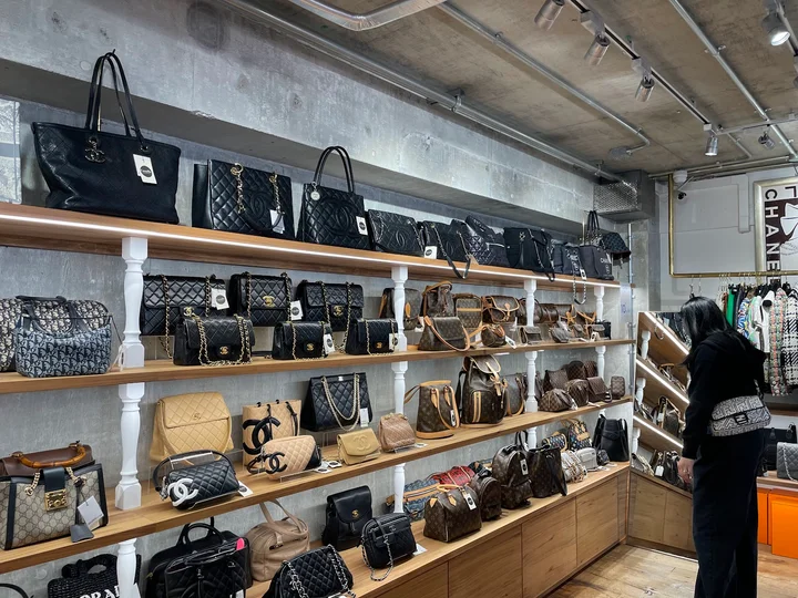 セレクトショップ☆カメリア☆ Camellia Vintage in Tokyo | What to Know Before You Go