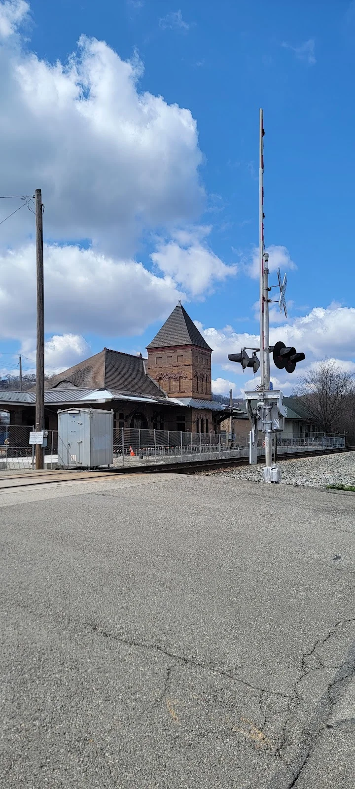 Coraopolis Train Station in Coraopolis | Ask Anything
