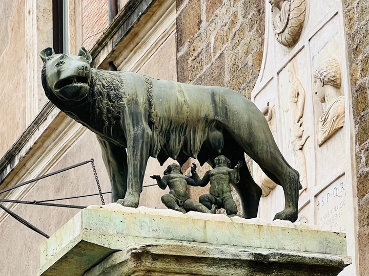 【即購入OK】【希少】La Lupa Capitolina Lupa Capitolina in Rome, Lazio | What to Know Before You Go