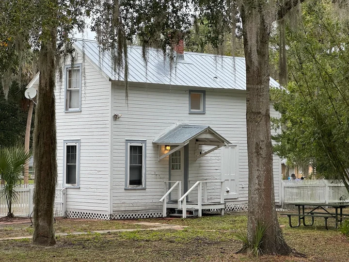 DeBary Hall Historic Site in DeBary - Ask AI | mindtrip