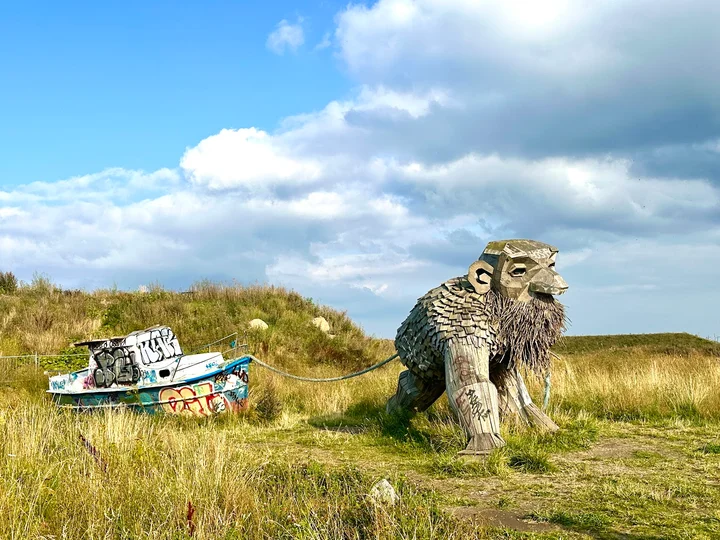 Kaptajn Nalle by Thomas Dambo - Ask AI | mindtrip
