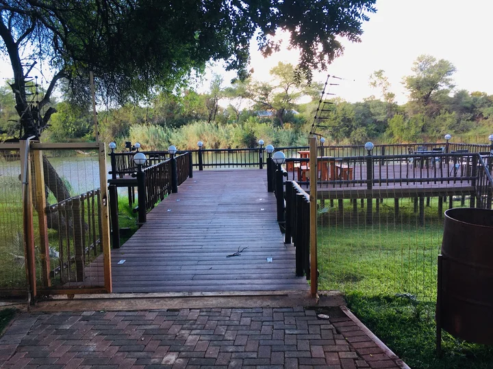 Riverside Deck in Francistown - Ask AI | mindtrip
