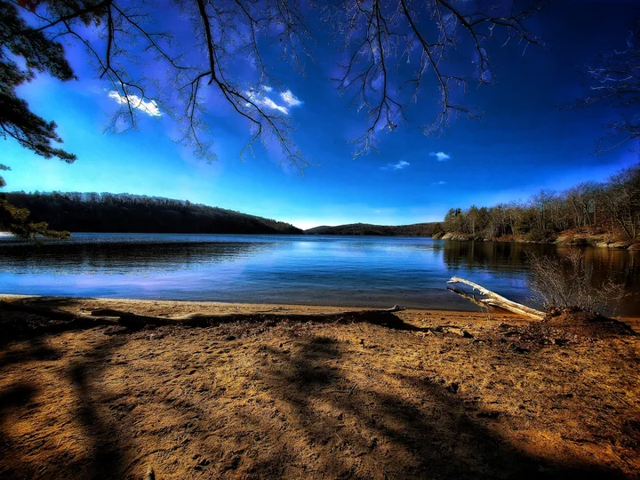 Sterling Lake in Tuxedo Park, New York | Ask Anything