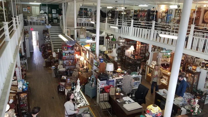 Bank Street Antiques in Decatur | What to Know Before You Go