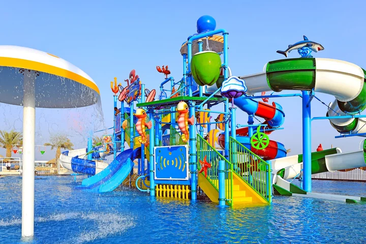 Splash Waterpark in Al Mazrowiah - Ask AI | mindtrip