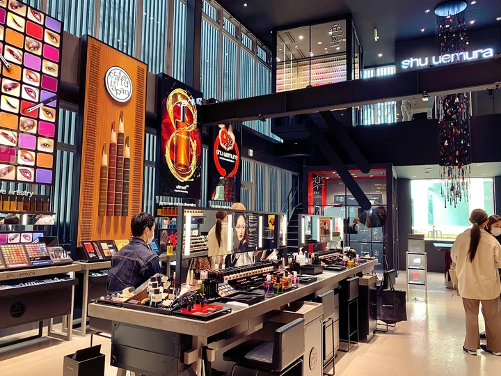 Shu Uemura Flagship Store Omotesando (Shu Tokyo Makeup Box)