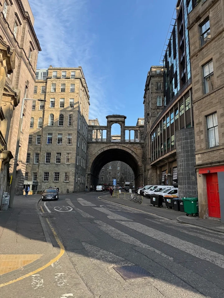 Waterloo Place in Edinburgh, Scotland - Ask AI | mindtrip