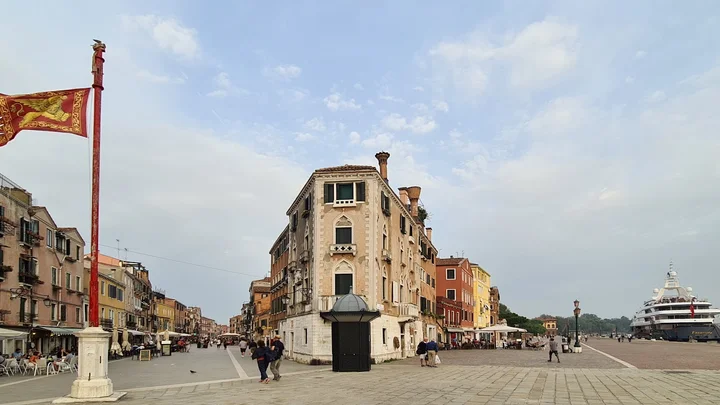 Via Giuseppe Garibaldi | What to Know Before You Go