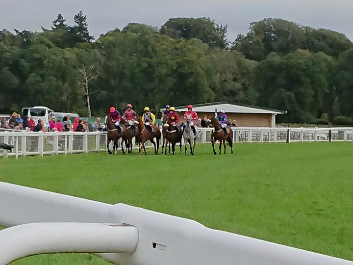 Perth Racecourse in Perth, Scotland - Ask AI | mindtrip