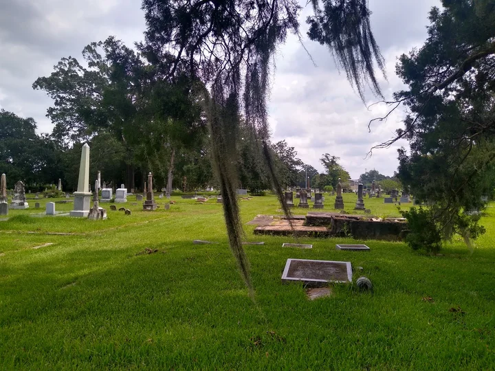 Magnolia Cemetery in Baton Rouge - Ask AI | mindtrip