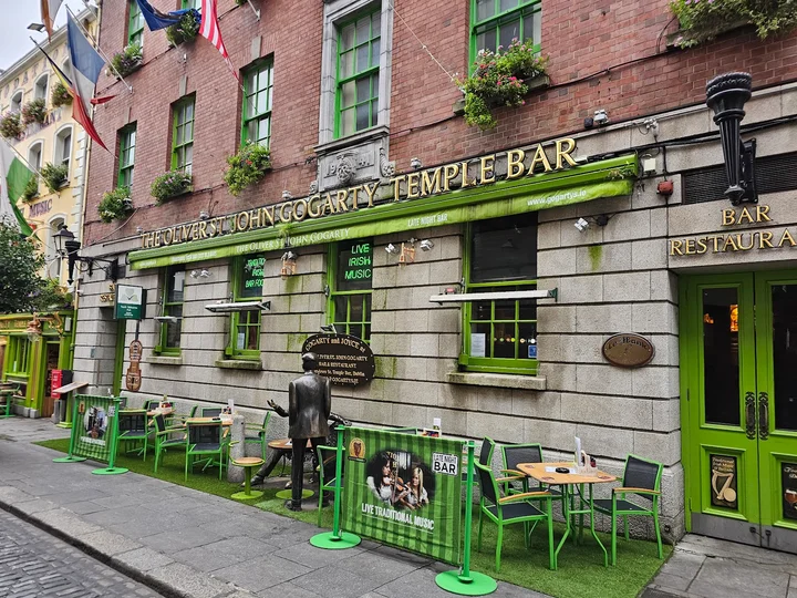 The Temple Bar Whiskey & Tobacco Shop