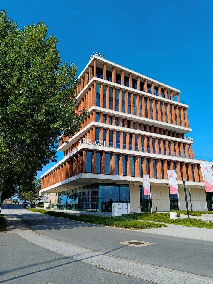 ABC Tower (Artes Brugge Cruises) / cruiseterminal
