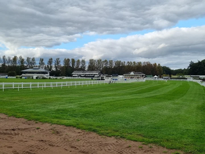 Perth Racecourse in Perth, Scotland - Ask AI | mindtrip