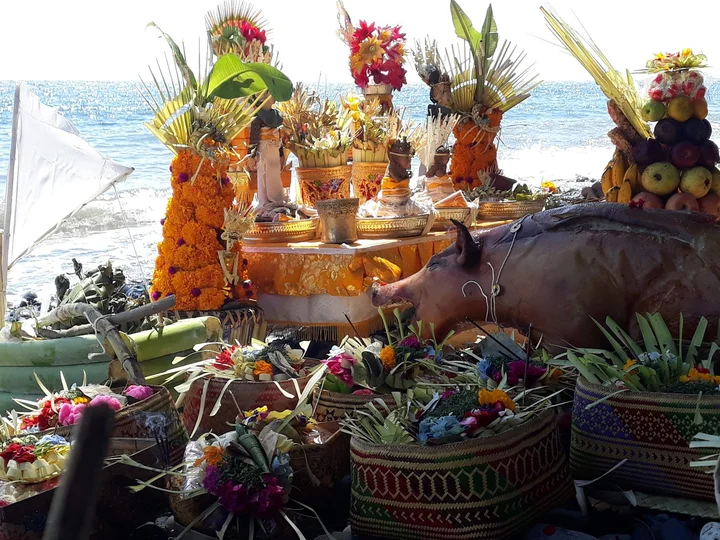 Pantai Palisan in Les, Bali | Ask Anything