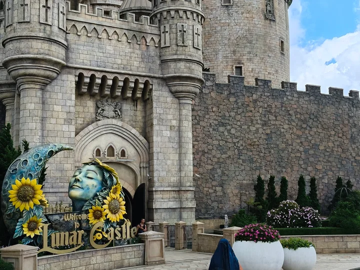 Ravenstone Castle in Hoa Phu, Đà Nẵng - Ask AI | mindtrip