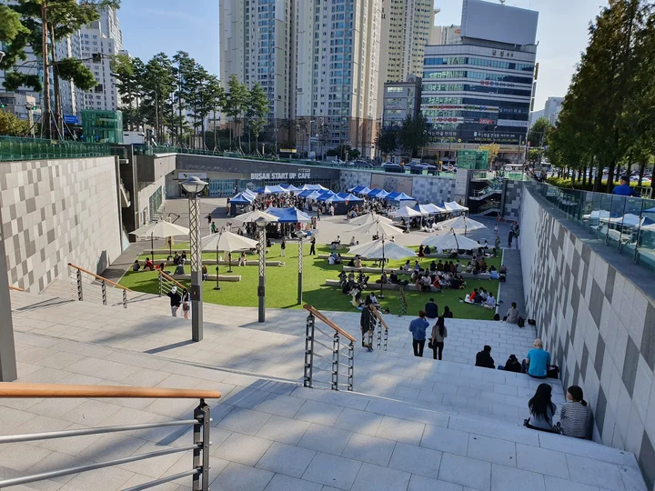 Song Sanghyeon Square in Busan - Ask AI | mindtrip