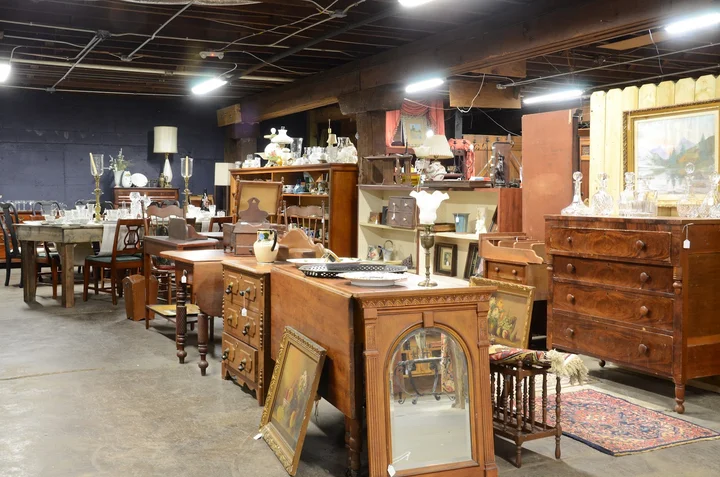 Springfield Antique Barn in Springfield | Ask Anything