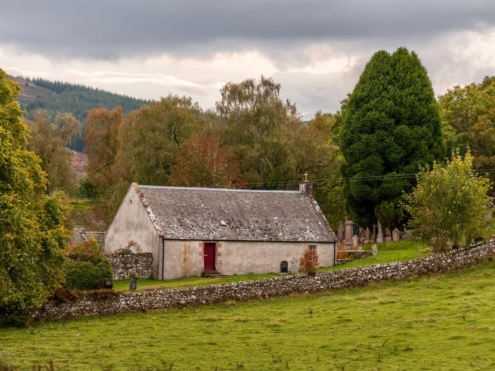 Dunlichity Church in Farr | What to Know Before You Go