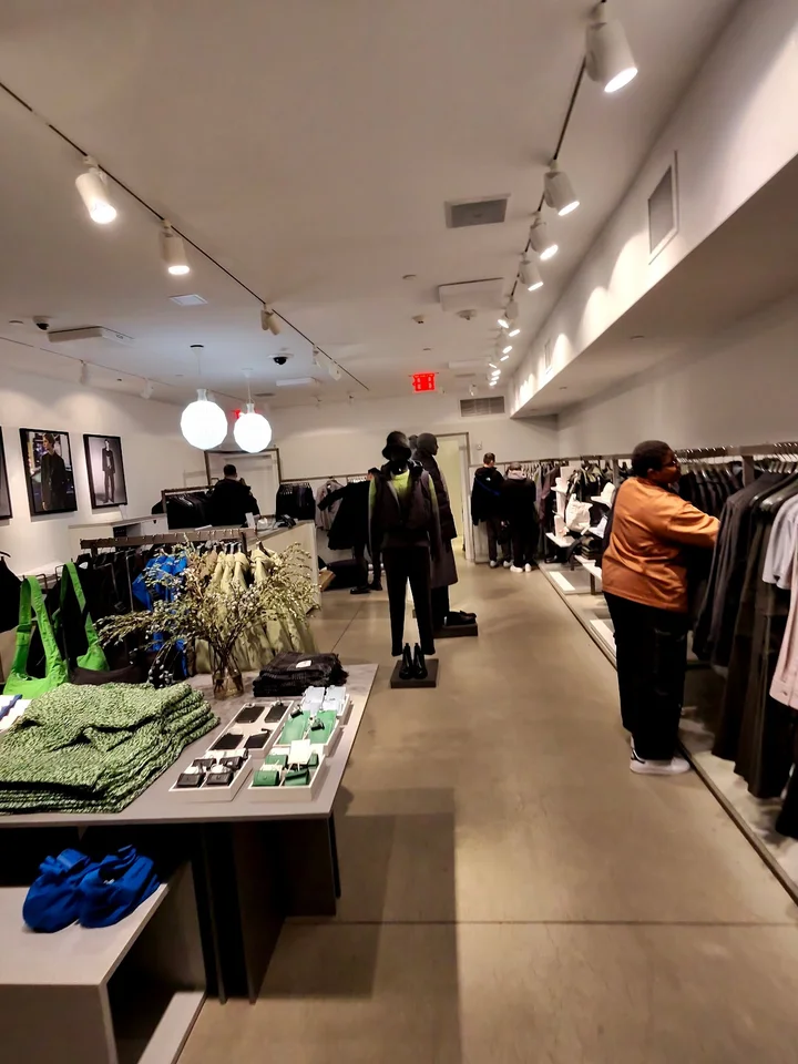 COS in New York City, New York - Ask AI | mindtrip