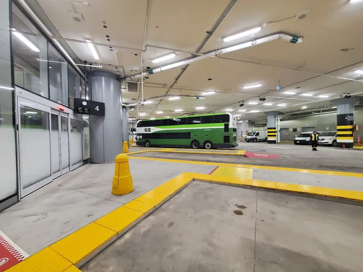 Union Station Bus Terminal in Toronto - Ask AI | mindtrip