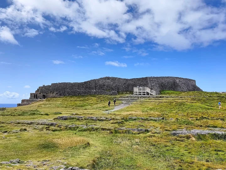 Dún Aonghasa Visitor Centre in Kilmurvey - Ask AI | mindtrip