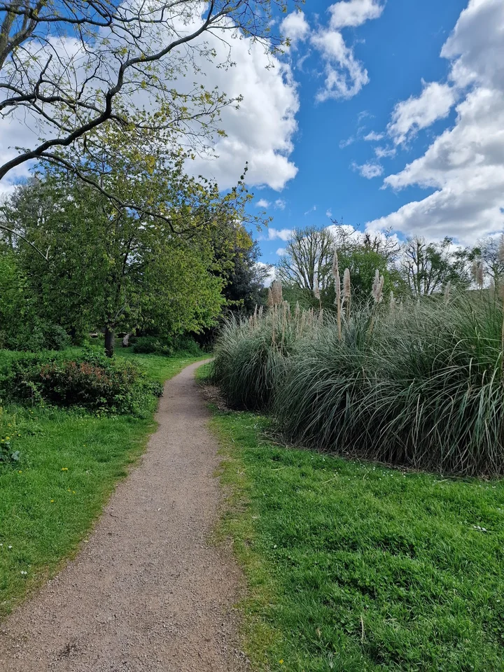 Tower Gardens Estate in Buckhurst Hill - Ask AI | mindtrip