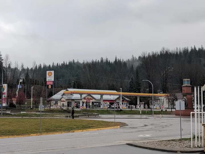 Shell in Revelstoke, British Columbia - Ask AI | mindtrip
